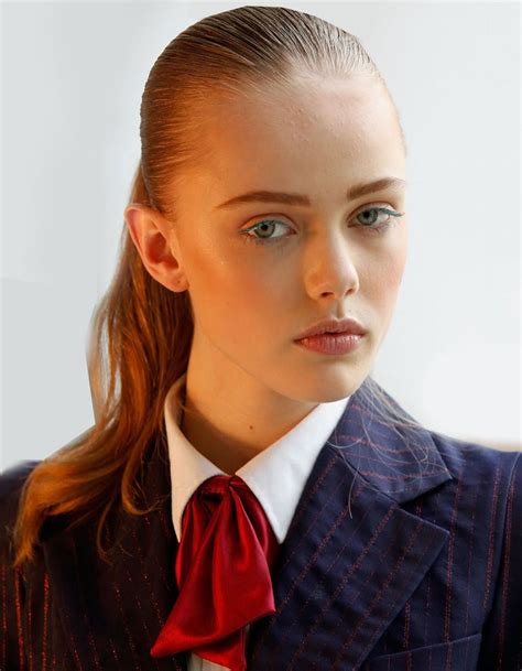 prep school sleek hairstyle | Sleek hairstyles, Women wearing ties