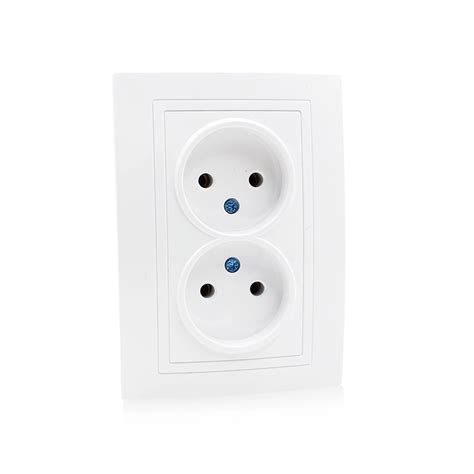 CE Certificate EU Standard 220V-250V 16A Double Wall Electrical Socket - China Electrical Socket ...