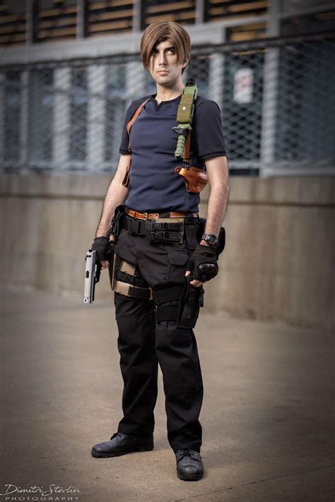 Here's my Resident Evil 4 Remake Leon cosplay! : r/residentevil