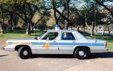 copcar dot com - The home of the American Police Car - Photo Archives