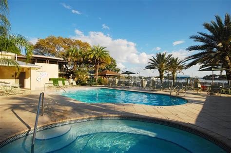 Best Western Crystal River Resort in Crystal River | VISIT FLORIDA