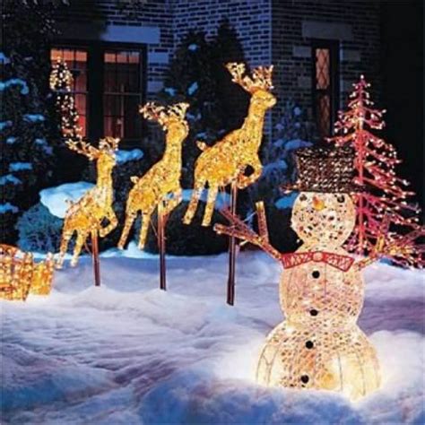 Christmas Garden Decoration Ideas | Outdoor Christmas Decorations ...