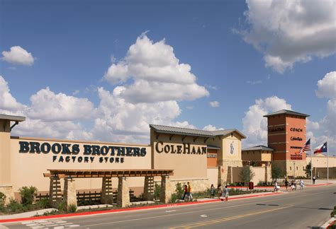 Complete List Of Stores Located At Round Rock Premium Outlets® - A ...