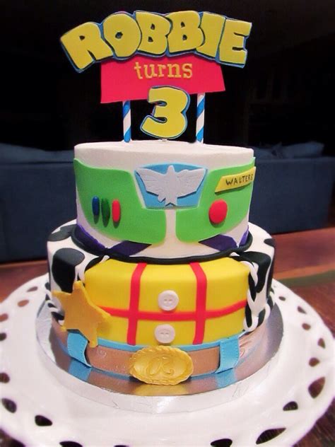 Toy Story Birthday Cake | Toy Story cake covered in buttercr… | Flickr