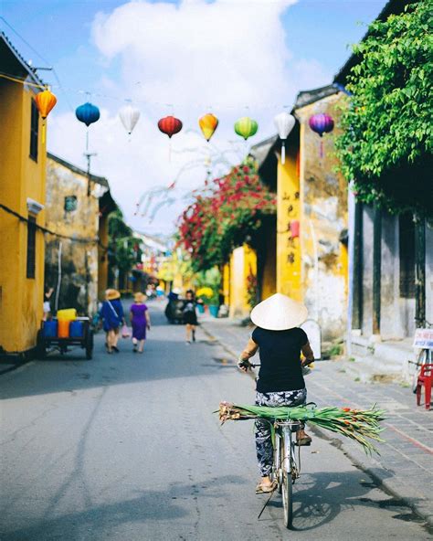 Hoi An Ancient Town | Where to stay and What to do? – De An Hotel