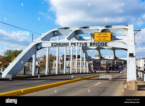 March 1965 on the edmund pettus bridge hi-res stock photography and images - Alamy