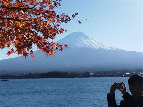 Mount Fuji-Lake Kawaguchi Private Tour With Bilingual Driver