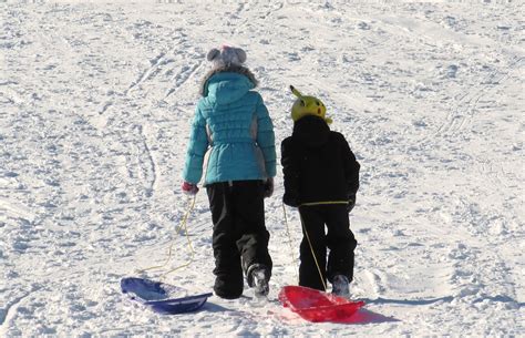 Baughman Family: Sledding Fun!