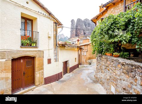 Aguero village in Spain Stock Photo - Alamy