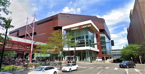 Target Center Parking Options & Tips [Full 2022 Guide]