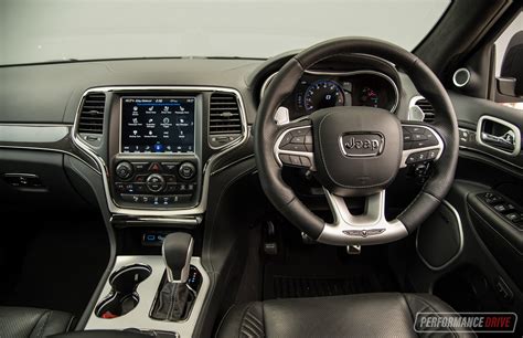 Exploring The High-Performance Interior Of The Jeep Grand Cherokee ...