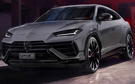 Lamborghini Urus ganha facelift e motor de 666 cv - fotos e preços