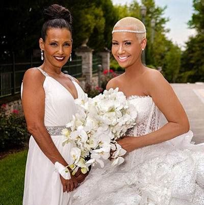 Amber Rose Family Tree Father, Mother and Siblings Pictures