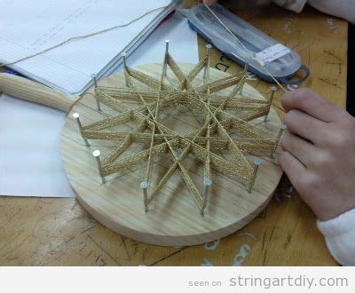 Star String Art for Christmas, make it at school with kids! - String Art DIYString Art DIY