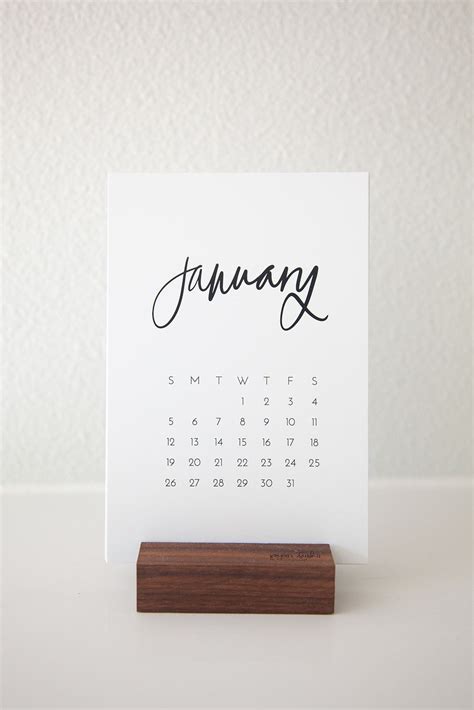 Monthly Desk Calendar, Modern Calendar, Calendar Pages, Desk Calendars ...