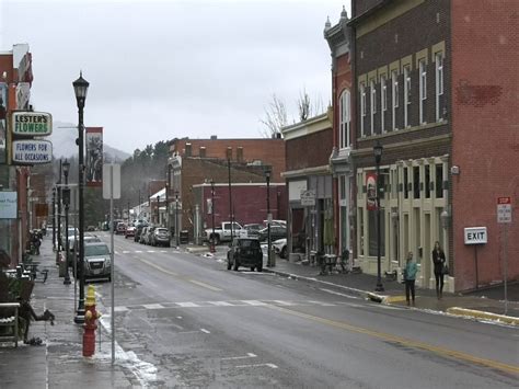 Town of Tazewell to host drive-in movie for Valentine's Day weekend ...