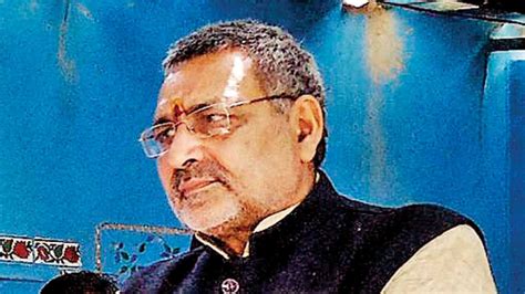 Row over Giriraj Singh's 'white-skin' remarks on Sonia Gandhi