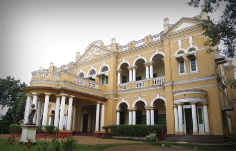 Lanka Trips: Richmond Castle: a tale of grandeur and romance - Sri Lankan Beauty Places