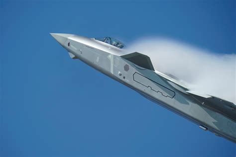 F-22 or F-35 Killer?: Could China’s ‘Heavy’ J-20 Stealth Fighter Become the Ultimate Dogfighter ...