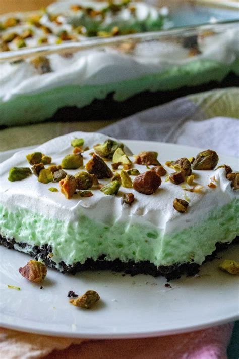 No Bake Pistachio Pudding Dessert is the perfect easy no bake layered dessert to end any meal ...