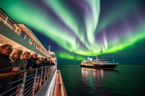 The Ultimate Guide to Northern Lights Cruises