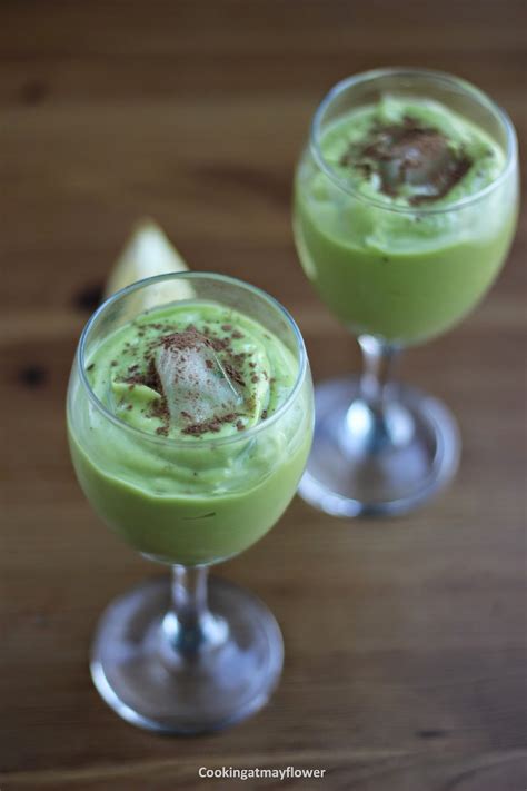 Cooking at Mayflower: Indonesian Avocado Smoothie/Jus Alpukat