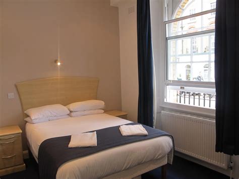 Best Price on Alhambra Hotel in London + Reviews!