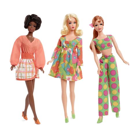 Barbie Mod Friends Gift Set with 3 Dolls in Retro Looks - Walmart.com