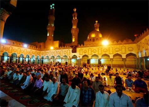 Ramadan in Egypt - family holiday.net/guide to family holidays on the internet