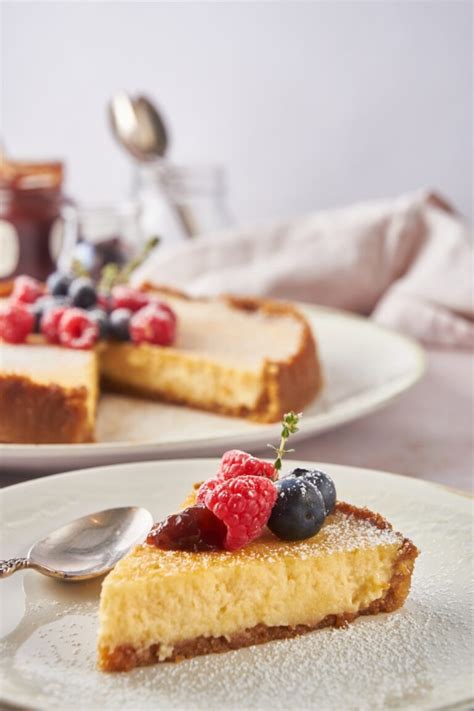 Philadelphia Cheesecake (A Perfect Classic Cheesecake)