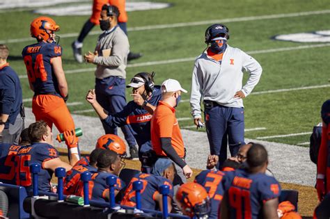 Illinois Football: 3 keys for the Illini to beat the Rutgers Scarlet ...