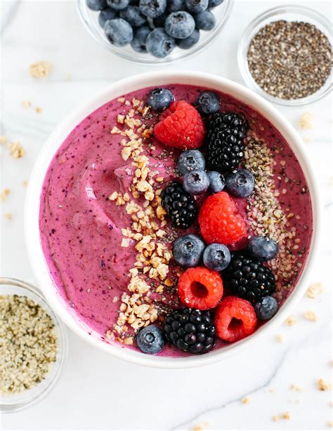 Top 74+ imagen blueberry smoothie bowl - abzlocal fi