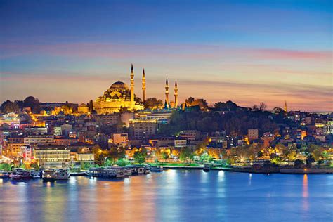 Istanbul Skyline Stock Photos, Pictures & Royalty-Free Images - iStock