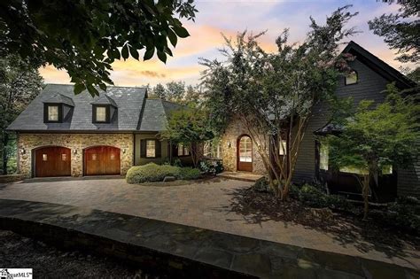 8 Impressive South Carolina Dream Homes on the Market - Haven Lifestyles