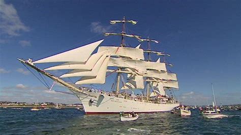 Tall ships returning to Falmouth in 2021 - BBC News