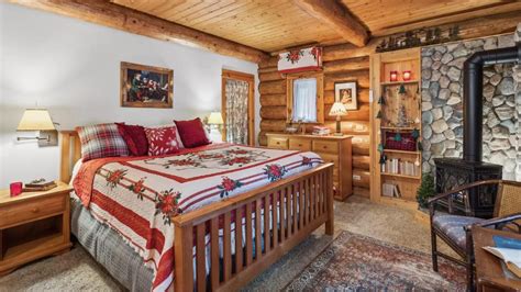 Santa’s House Is For Sale! See Inside His Magical North Pole Cabin Retreat