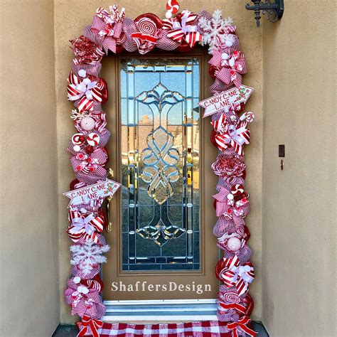 Outdoor Christmas Garland with Lights, Red and white Christmas Door ...