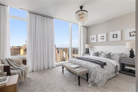 Live in the Lap of Luxury in These Expansive New York Apartments | Luxury apartments interior ...