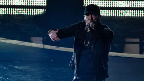 Eminem Surprises At The Oscars With Performance of Lose Yourself