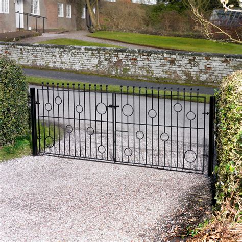 Picasso Metal Driveway Gates (3ft) High - Cannock Gates