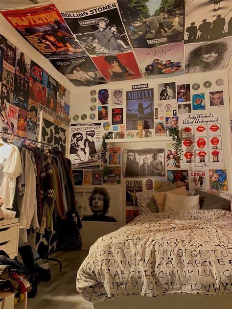 How to Create a Grunge Room Aesthetic