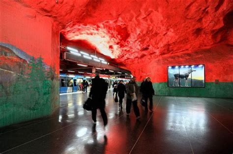 Stockholm Metro Art Gallery - Arch2O.com