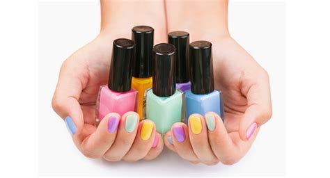 5 Best Organic Nail Polish Brands – What’s You Pick?