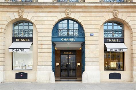 Chanel shop in place Vendome in Paris – Stock Editorial Photo © AndreaA. #55146321