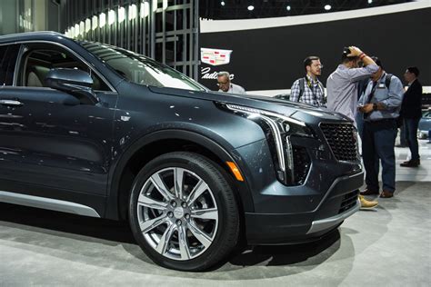 2019 Cadillac XT4 Premium Luxury: Live Mega Photo Gallery | GM Authority