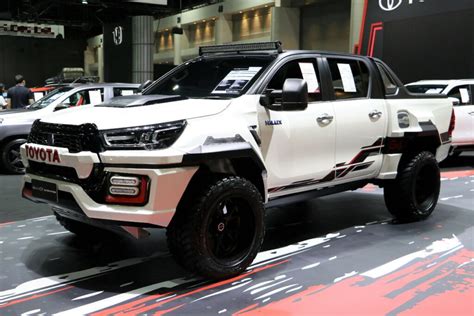 Toyota Went Wild With Modified Hilux Pickups In Bangkok | Carscoops