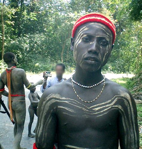 Andamanese: The almost extinct dark-skinnedpeople of India - FUTURISTIC ...