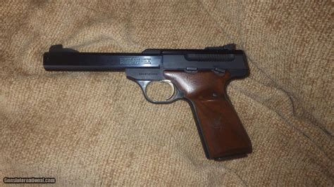 Browning Buckmark 22 Cal Pistol 5.5” includes Triple K Holster ,Gun Case