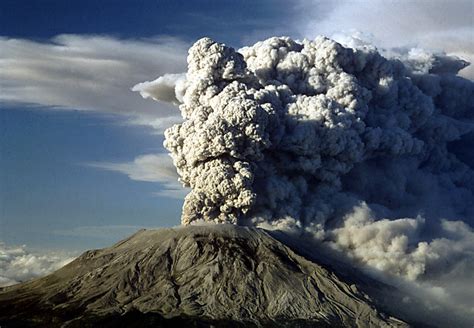 Dangerous Power of Nature : Eruption Mt. St. Helens