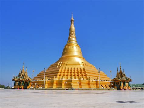 Iconic places and famous landmarks in Myanmar | The Travel Scribes